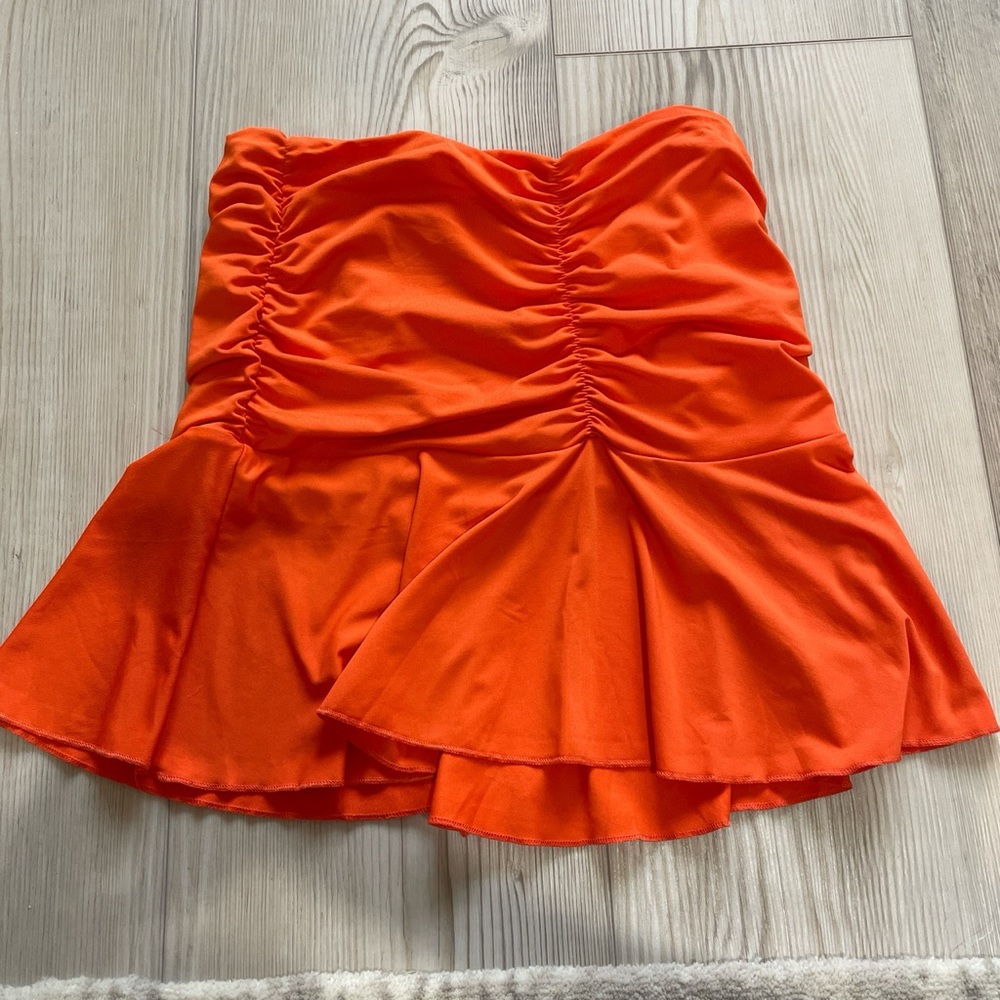 Orange skirt very cute size small